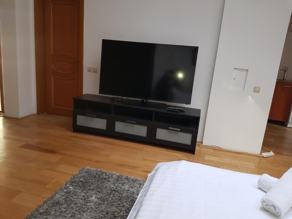 Mega Mall Monza National Arena Apartment Bukarest Exterior foto